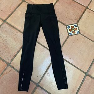 Lululemon Fast and free black tights size 2 25”